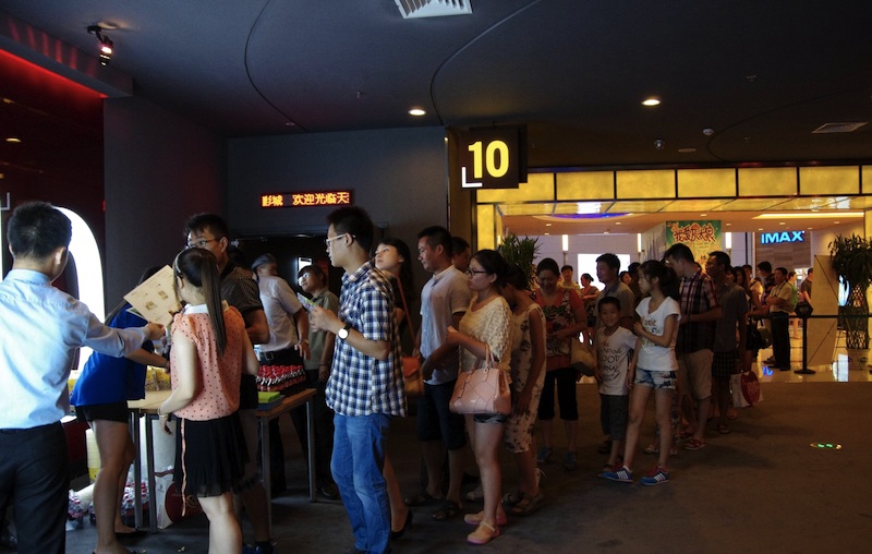 主流觀影人群：就是去電影院“吃桶爆米花”，轉(zhuǎn)頭就忘了