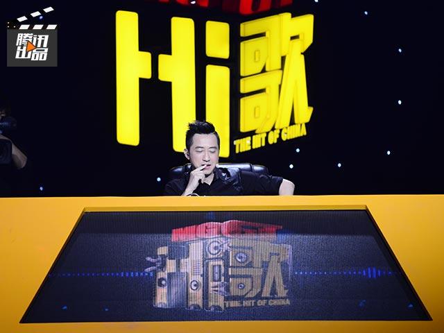 《HI歌》是如何全面互聯(lián)網(wǎng)化的：彈幕、獻花、全民刷票和即時反饋流程
