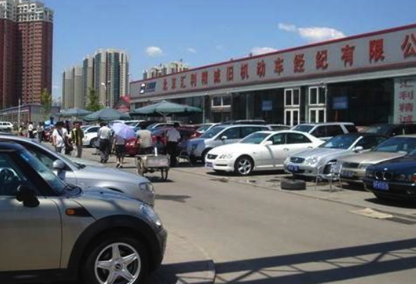 趕集網(wǎng)首次發(fā)布報(bào)告：什么人買？買什么樣的二手車？