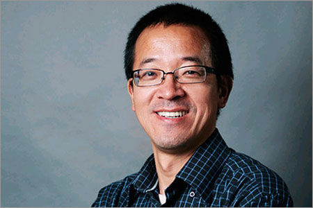 俞敏洪醒悟過來了！創(chuàng)投界來了一個(gè)“俞校長”