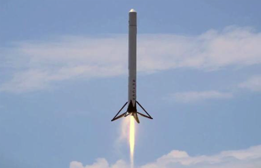 SpaceX火箭空中引爆 馬斯克淡定發(fā)Twitter