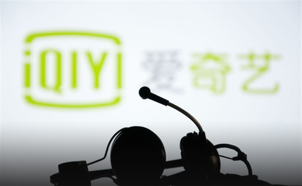 主流視頻網(wǎng)站入局真人秀場，或?qū)⒊蔀樾乱惠喆髴?zhàn)焦點(diǎn)