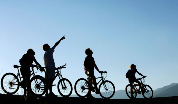 在線旅游新局：藝龍與同程合縱，幕后縱約長(zhǎng)或是騰訊