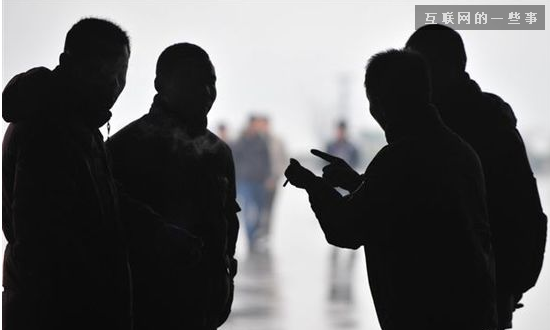 官方當(dāng)黃牛會(huì)加速手機(jī)業(yè)道德淪陷嗎,互聯(lián)網(wǎng)的一些事