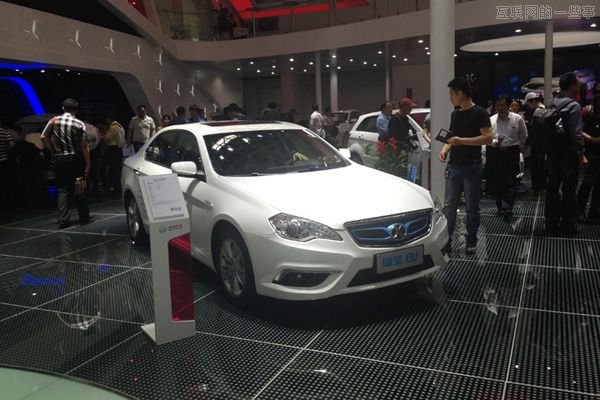 特斯拉熱銷(xiāo)背后 電動(dòng)汽車(chē)虛假繁榮,互聯(lián)網(wǎng)的一些事