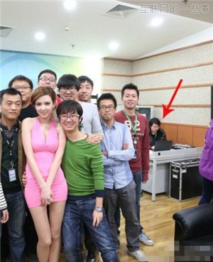 年終發(fā)獎是財大氣粗，還是AV女優(yōu)助陣？,互聯(lián)網的一些事