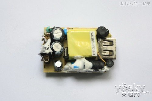 如此暴利！山寨手機(jī)充電器成本僅2元,互聯(lián)網(wǎng)的一些事