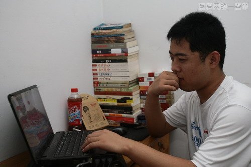網(wǎng)絡(luò)寫手：整月宅著不出門,5年收入3300萬元,互聯(lián)網(wǎng)的一些事