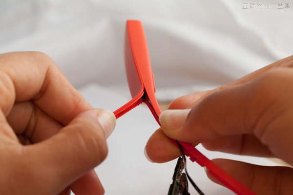 全面拆解Google Glass，比想象的還要簡單！,互聯(lián)網(wǎng)的一些事